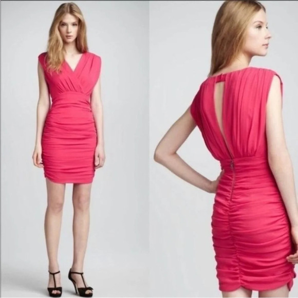 NWT Alice + Olivia Nanette Sleeveless Ruched Strawberry Pink Mini Dress Size 0 - Picture 2 of 9
